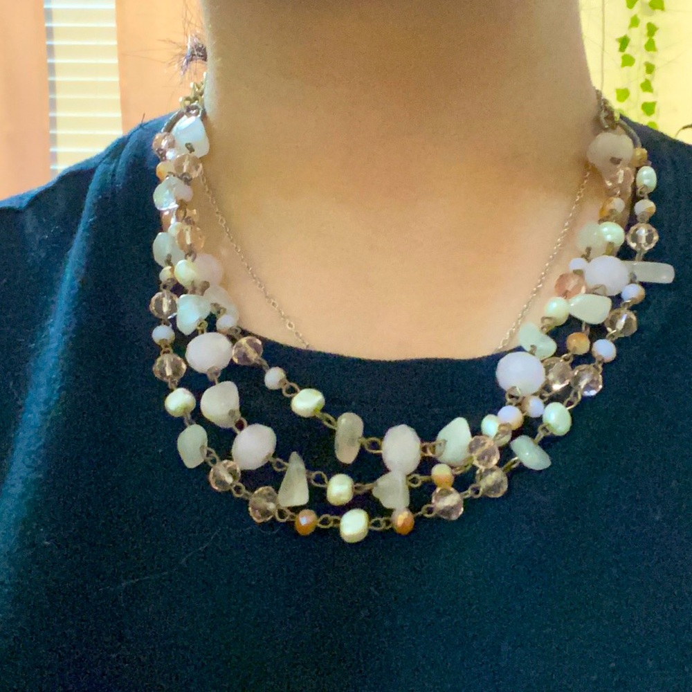 Baby pink and white necklace one size